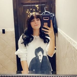 Meet your Posher, Ana